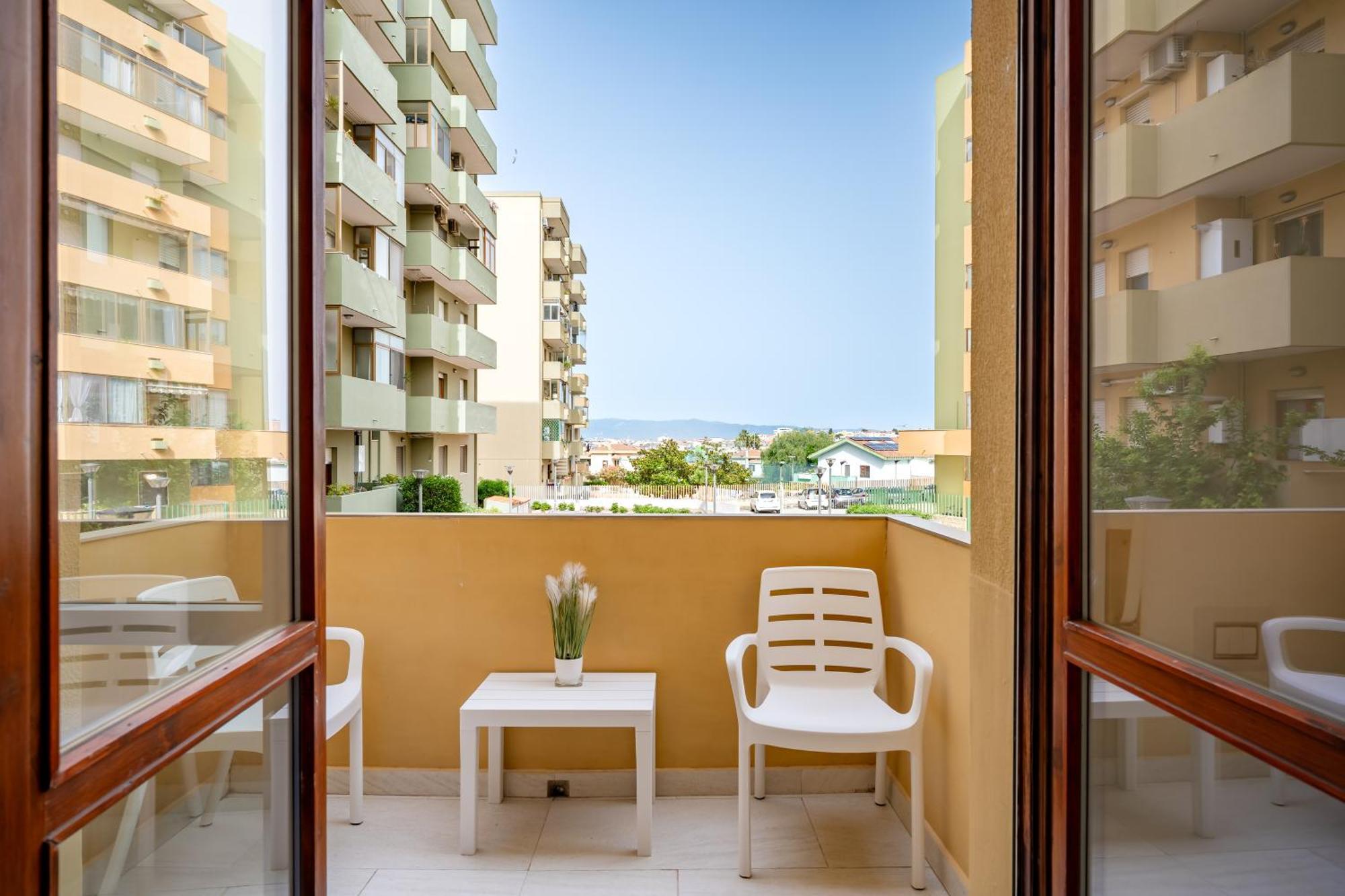 Kalbia Or Renovated, Functional, Intimate And Apartment *