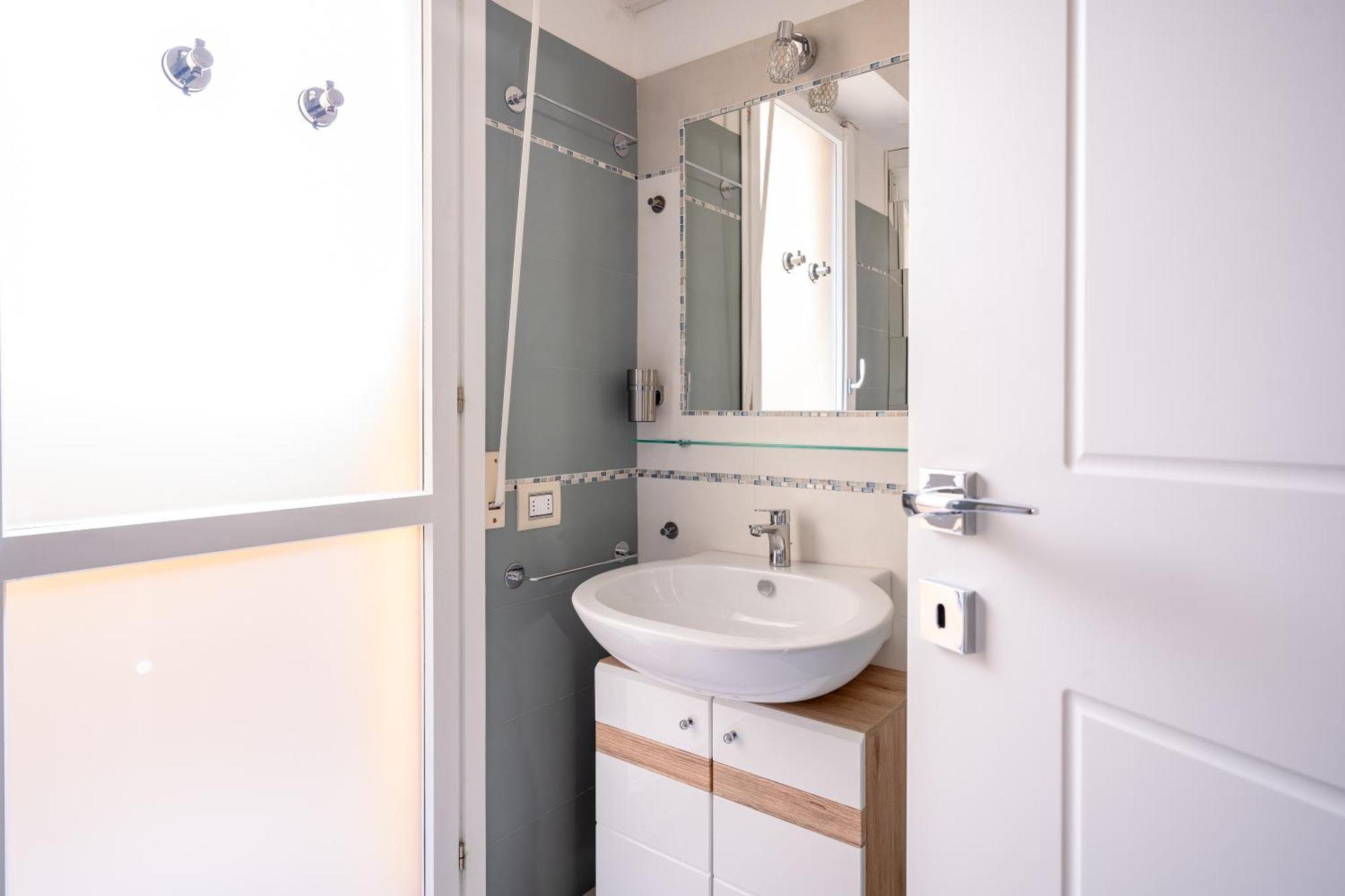 Kalbia Or Renovated, Functional, Intimate And Apartment *